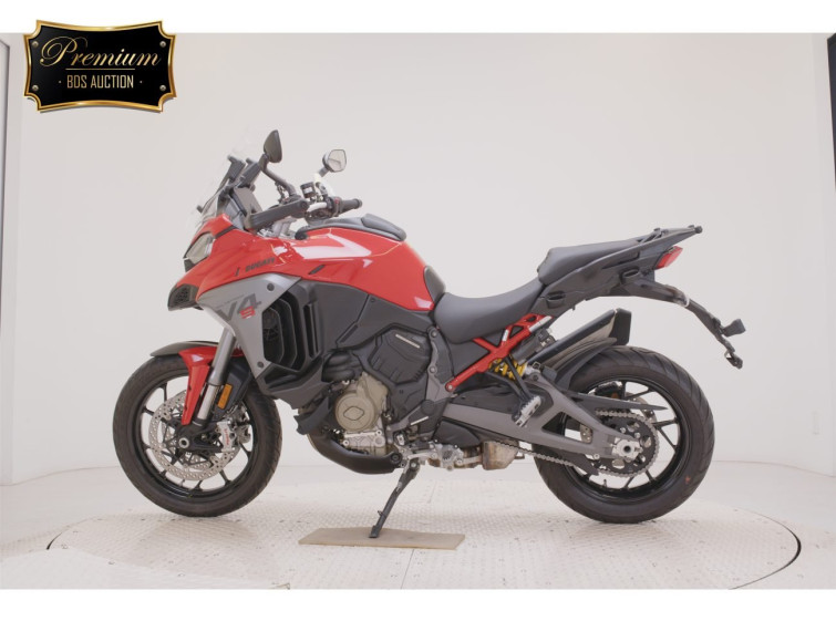 Мотоцикл Ducati MULTISTRADA V4S с пробегом 1013 km