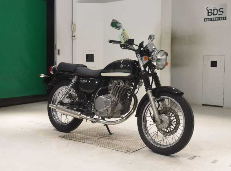 Мотоцикл Suzuki ST250E з пробігом 31345 km