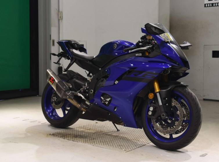 Мотоцикл Yamaha YZF-R6 с пробегом 16273 km