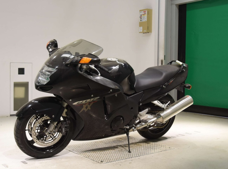 Мотоцикл Honda CBR1100XX BLACKBIRD с пробегом 28027 km