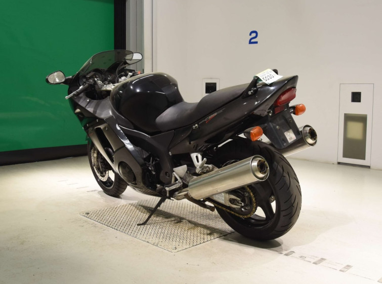 Мотоцикл Honda CBR1100XX BLACKBIRD с пробегом 28027 km