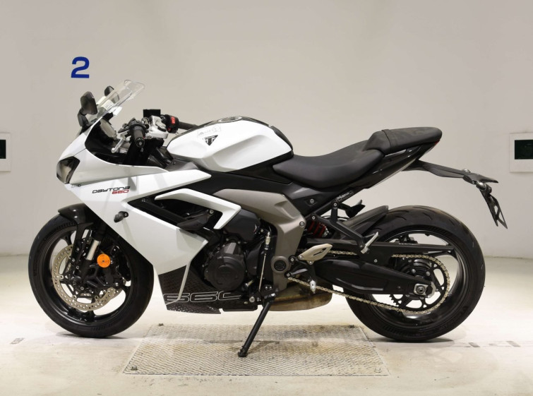Мотоцикл Triumph DAYTONA 660 з пробігом 13400 km