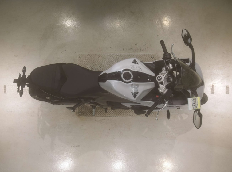 Мотоцикл Triumph DAYTONA 660 з пробігом 13400 km