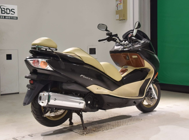Мотоцикл Honda FORZA Z с пробегом 8480 km
