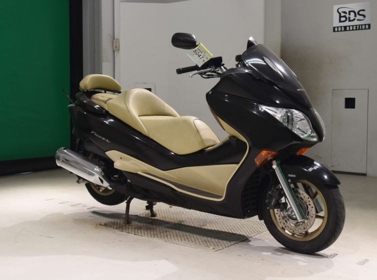 Мотоцикл Honda FORZA Z с пробегом 8480 km