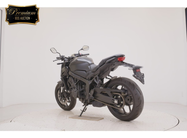 Мотоцикл Honda CB650R з пробігом 240 km