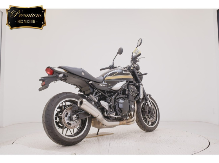 Мотоцикл Kawasaki Z900RS з пробігом 8450 km