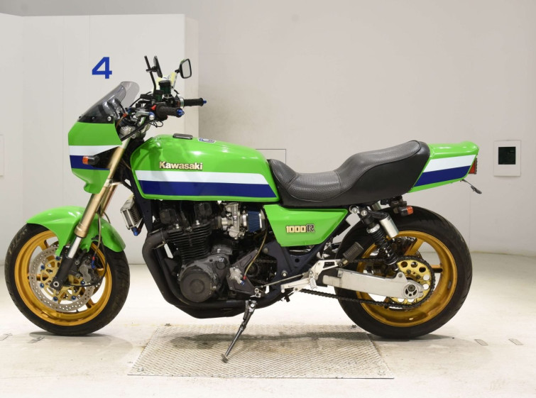 Мотоцикл Kawasaki Z1000J з пробігом 14144 km
