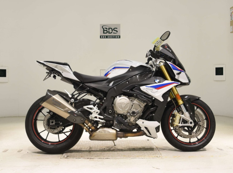 Мотоцикл BMW S1000R з пробігом 6350 km
