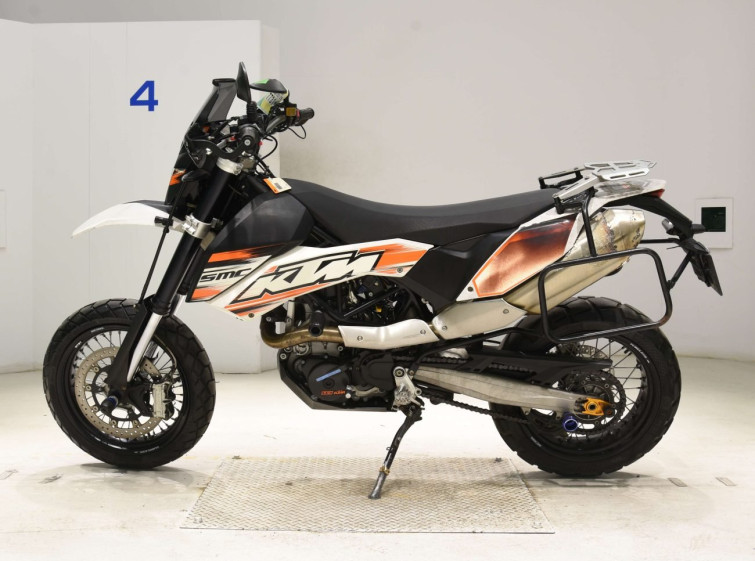Мотоцикл KTM 690 SMC с пробегом 23899 km