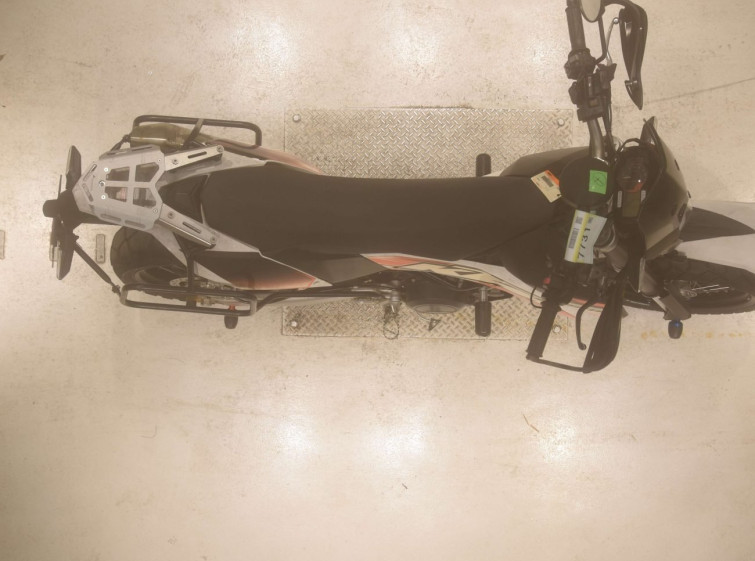Мотоцикл KTM 690 SMC с пробегом 23899 km