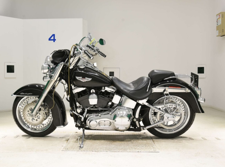 Мотоцикл HD DELUXE FLSTN1450 з пробігом 6254 km