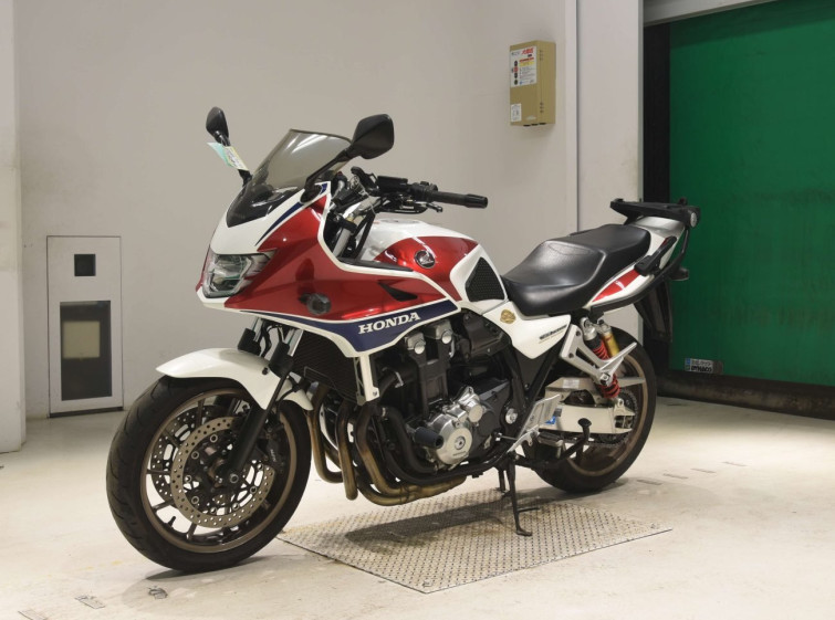 Мотоцикл Honda CB1300SF BOLDOR