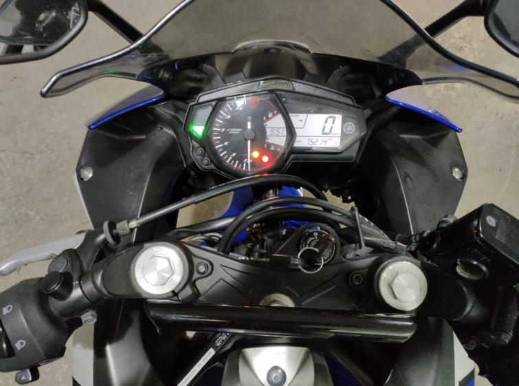 Мотоцикл Yamaha YZF-R3 с пробегом 75214 km