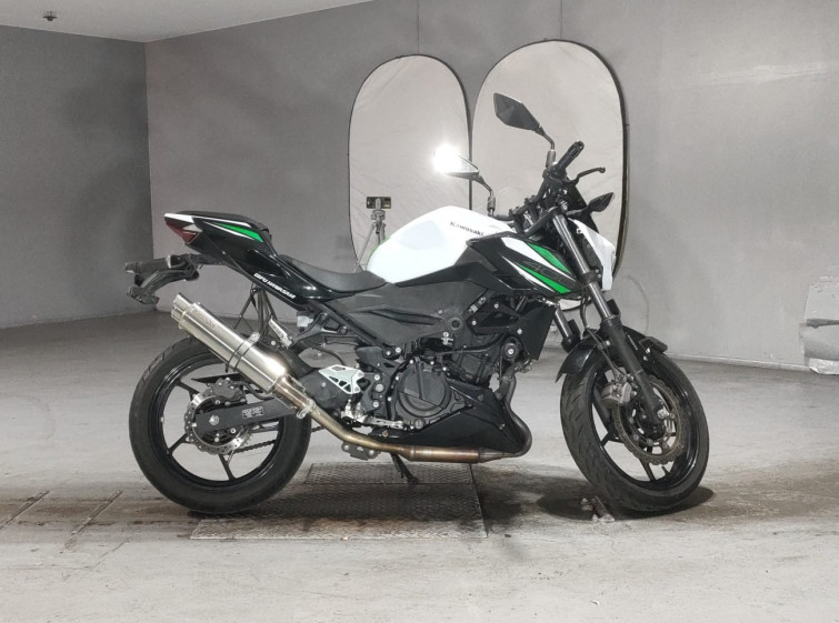 Мотоцикл Kawasaki Z400 з пробігом 14514 km