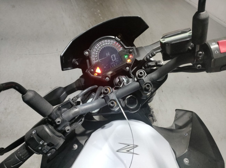 Мотоцикл Kawasaki Z400 з пробігом 14514 km