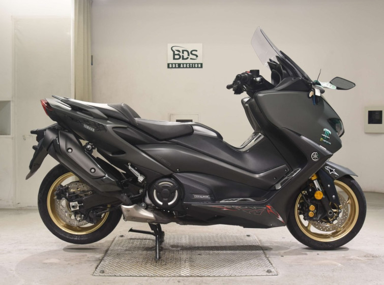 Мотоцикл Yamaha T-MAX560 с пробегом 28999 km
