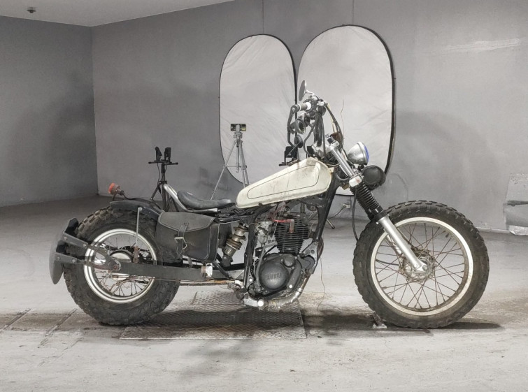 Мотоцикл Yamaha TW200 с пробегом 782 km