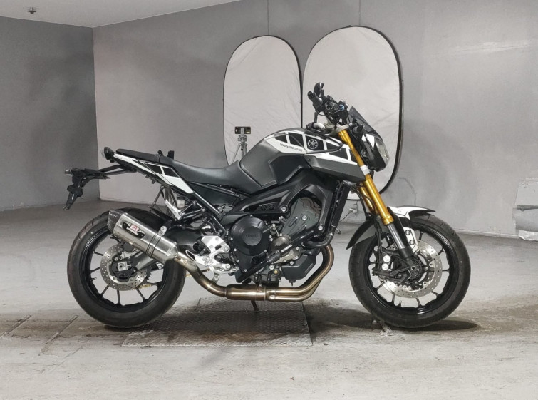 Мотоцикл Yamaha MT-09 з пробігом 26306 km