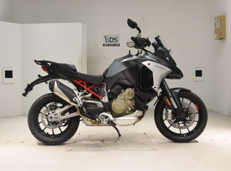 Мотоцикл Ducati MULTISTRADA V4S с пробегом 9 km