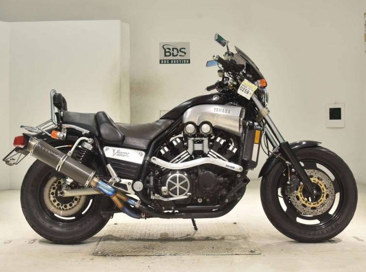 Мотоцикл Yamaha V-MAX1200 з пробігом 50506 m