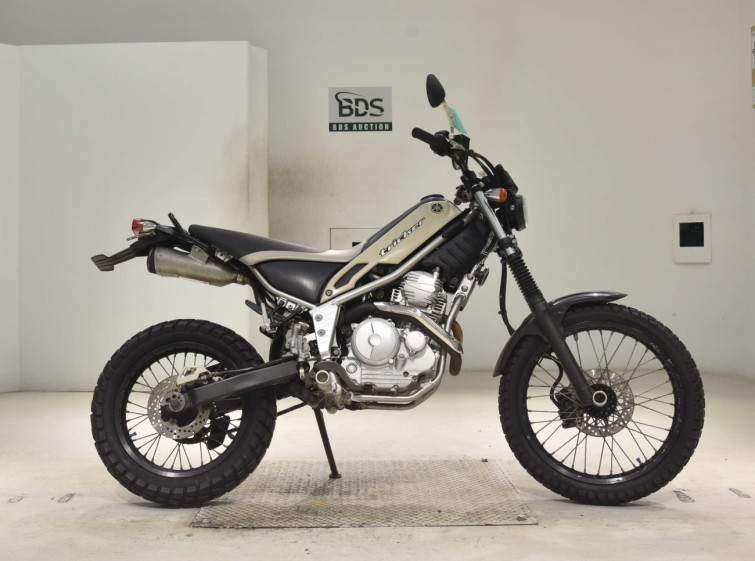 Мотоцикл Yamaha TRICKER с пробегом 14086 km