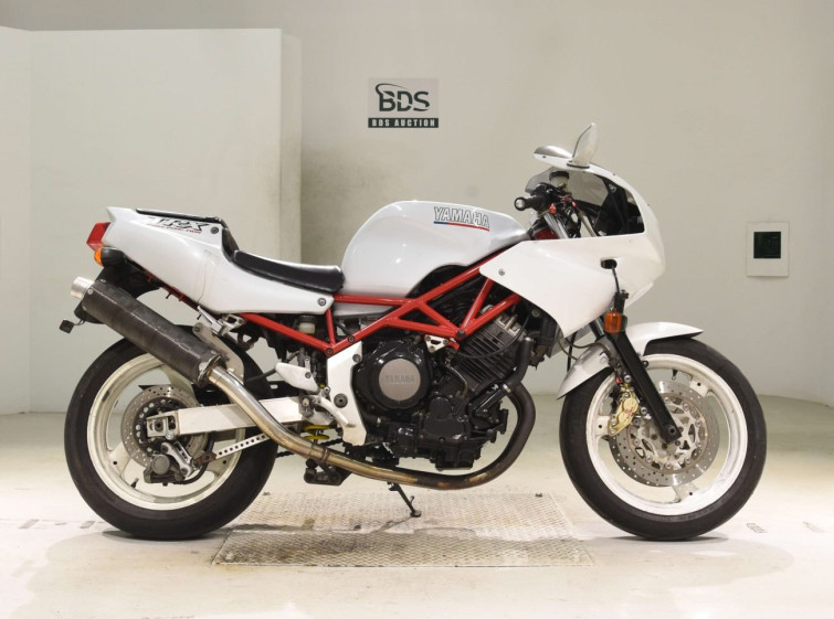 Мотоцикл Yamaha TRX850 з пробігом 32039 km