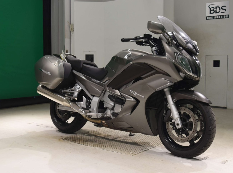 Мотоцикл Yamaha FJR1300A з пробігом 14042 km