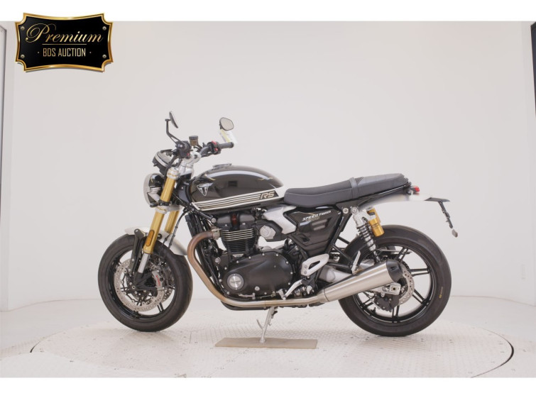 Мотоцикл Triumph SPEED TWIN RS с пробегом 2456 km