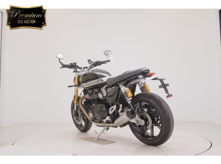 Мотоцикл Triumph SPEED TWIN RS с пробегом 2456 km