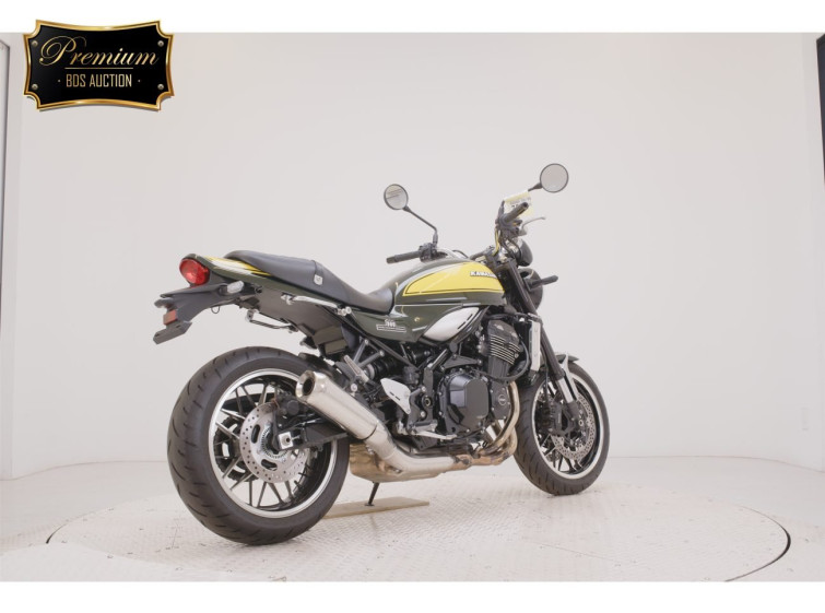 Мотоцикл Kawasaki Z900RS з пробігом 907 km
