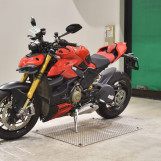 Мотоцикл Ducati STREET FIGHTER V4S с пробегом 6057 km