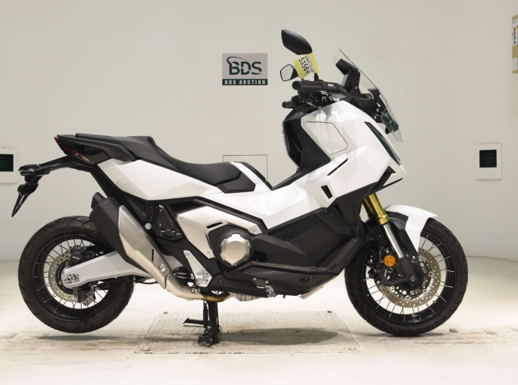 Мотоцикл Honda X-ADV750-2 с пробегом 2307 km