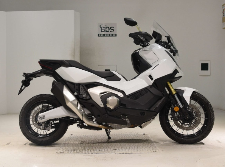 Мотоцикл Honda X-ADV750-2 с пробегом 696 km