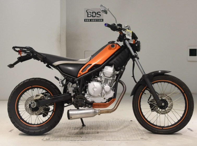 Мотоцикл Yamaha TRICKER с пробегом 19569 km