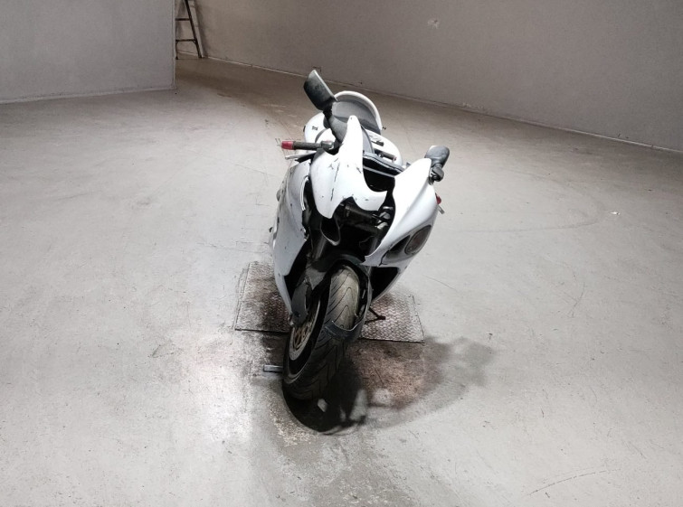 Мотоцикл Suzuki GSX1300R HAYABUSA