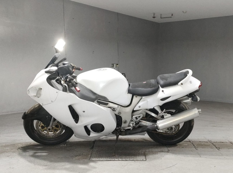 Мотоцикл Suzuki GSX1300R HAYABUSA