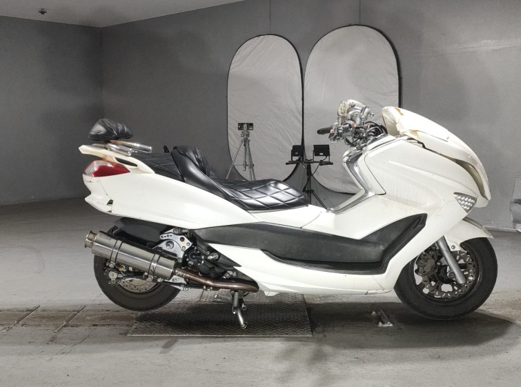 Мотоцикл Yamaha MAJESTY 250 с пробегом 23942 km