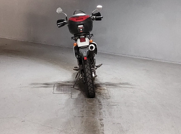 Мотоцикл Honda XR250 з пробігом 7499 km