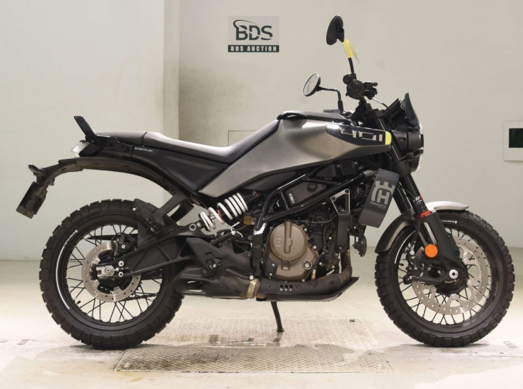 Мотоцикл Husqvarna SVARTPILEN 401 с пробегом 1975 km