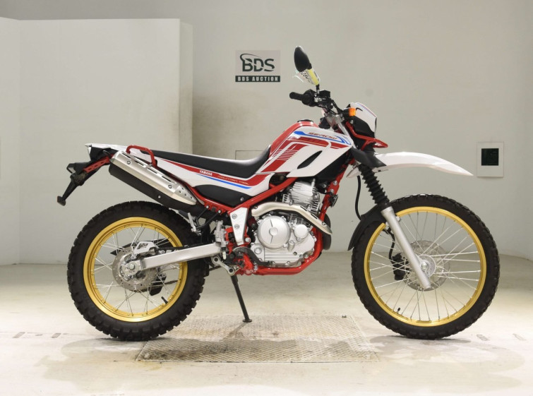 Мотоцикл Yamaha SEROW XT250 с пробегом 63 km