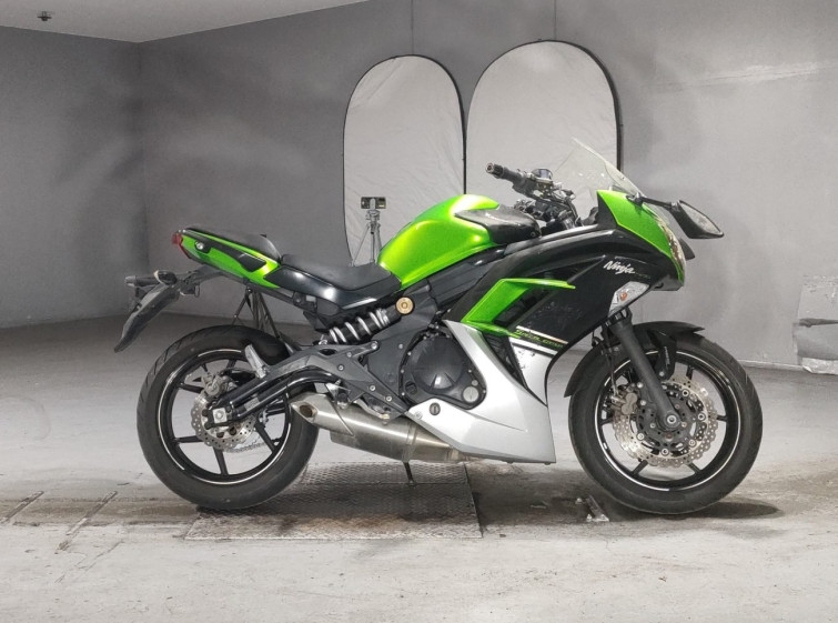 Мотоцикл Kawasaki NINJA400 з пробігом 27720 km