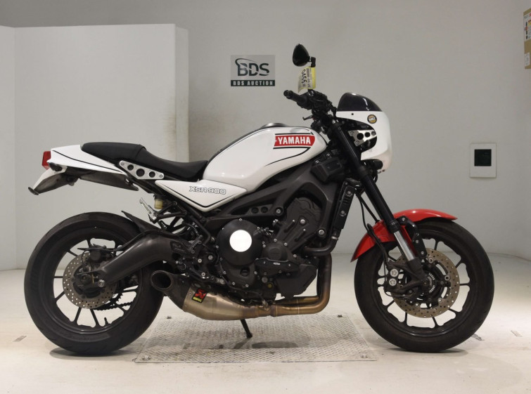 Мотоцикл Yamaha XSR900 с пробегом 31887 km