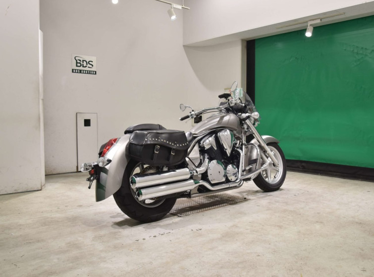 Мотоцикл Honda VT1300CR STATELINE з пробігом 10938 km