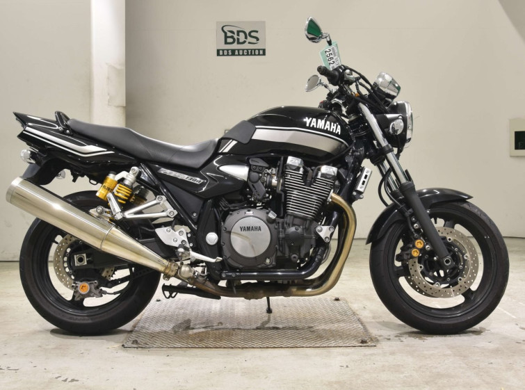 Мотоцикл Yamaha XJR1300 с пробегом 13724 km