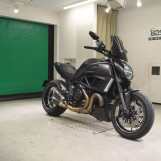 Мотоцикл Ducati DIAVEL CARBON з пробігом 15875 km