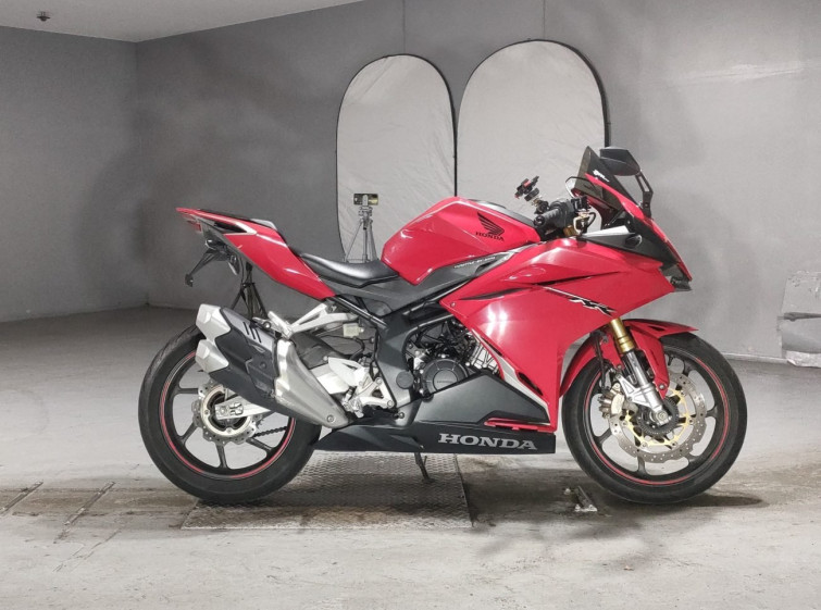 Мотоцикл Honda CBR250RR з пробігом 37520 km