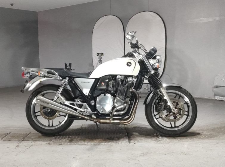 Мотоцикл Honda CB1100 з пробігом 39054 km