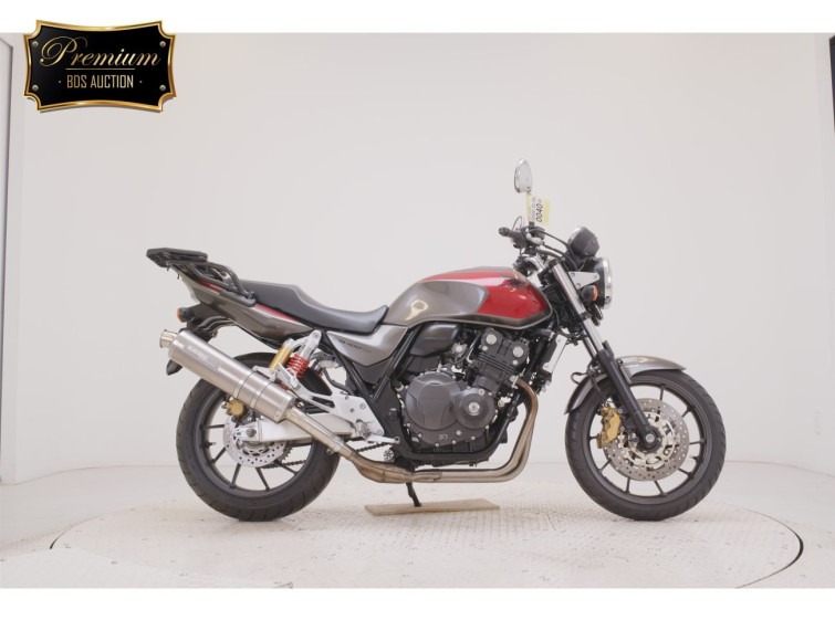 Мотоцикл Honda CB400SFA з пробігом 9834 km