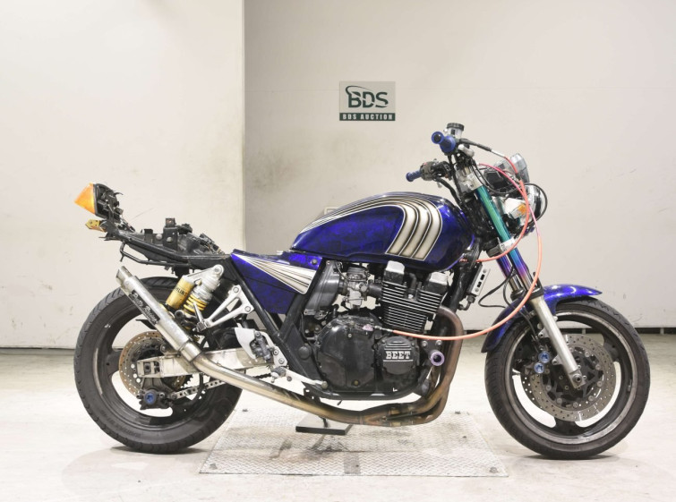 Мотоцикл Yamaha XJR400 с пробегом 7209 km